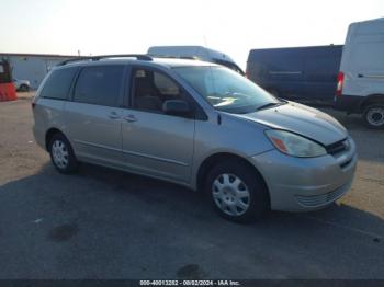  Salvage Toyota Sienna