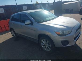  Salvage Mitsubishi Outlander