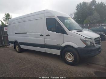  Salvage Mercedes-Benz Sprinter 2500