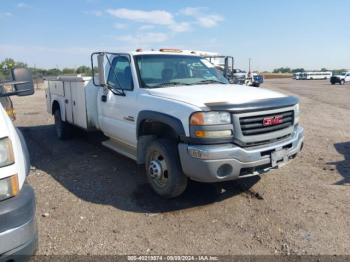  Salvage General Motors Sierra 3500 Chassis