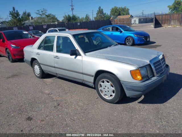  Salvage Mercedes-Benz 300