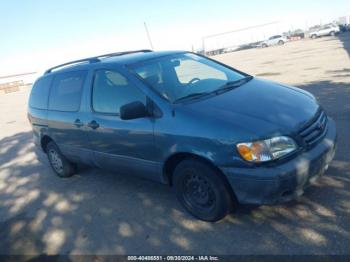  Salvage Toyota Sienna