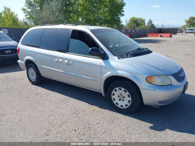  Salvage Chrysler Town & Country