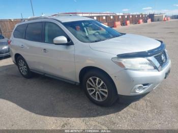  Salvage Nissan Pathfinder