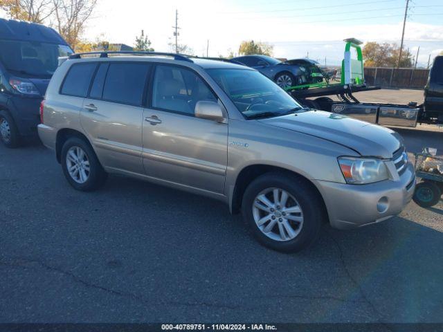  Salvage Toyota Highlander