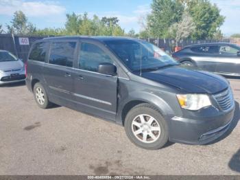  Salvage Chrysler Town & Country