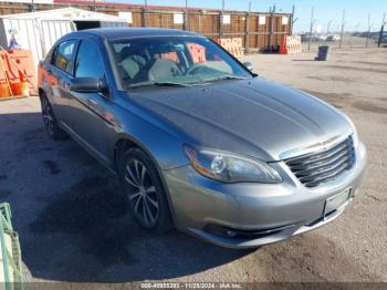  Salvage Chrysler 200