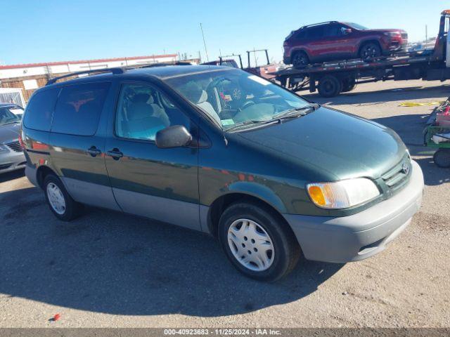  Salvage Toyota Sienna