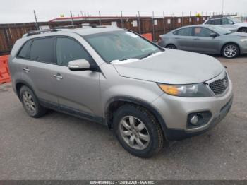  Salvage Kia Sorento