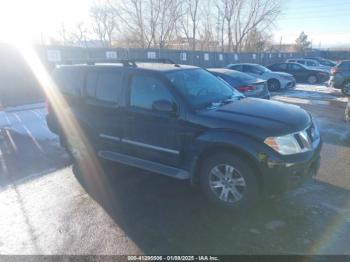  Salvage Nissan Pathfinder