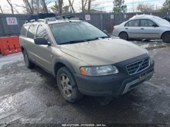  Salvage Volvo XC70