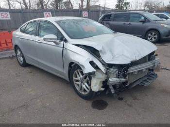  Salvage Ford Fusion