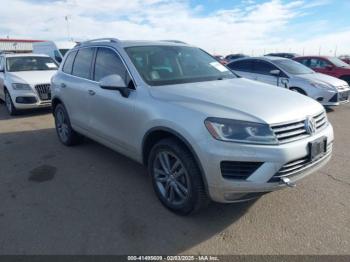  Salvage Volkswagen Touareg