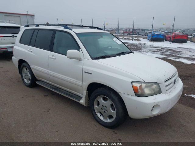  Salvage Toyota Highlander