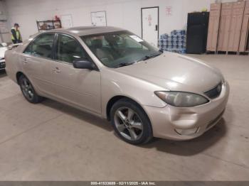  Salvage Toyota Camry