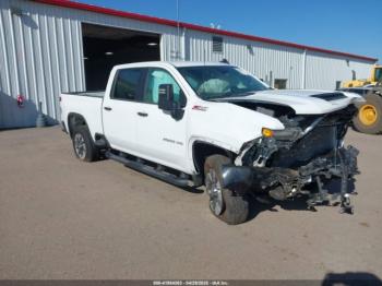  Salvage Chevrolet Silverado 2500