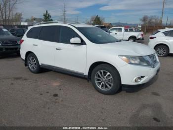  Salvage Nissan Pathfinder