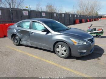  Salvage Nissan Altima