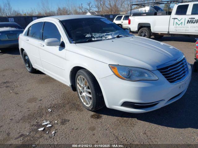  Salvage Chrysler 200