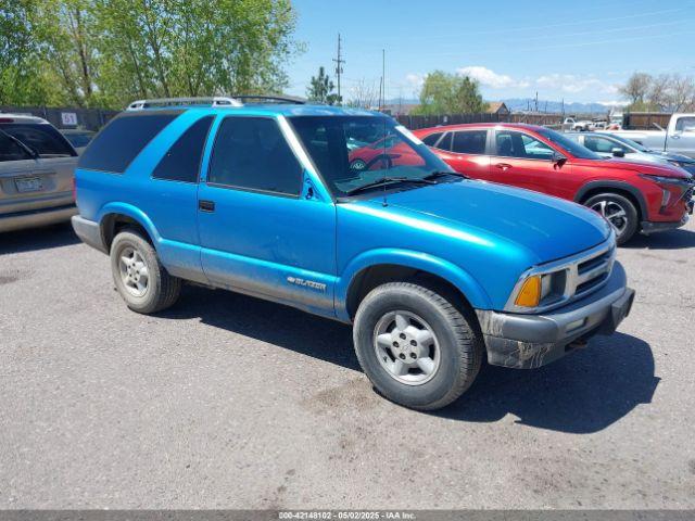  Salvage Chevrolet Blazer