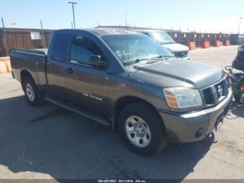 Salvage Nissan Titan