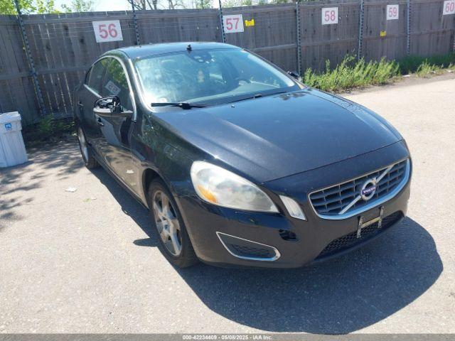  Salvage Volvo S60