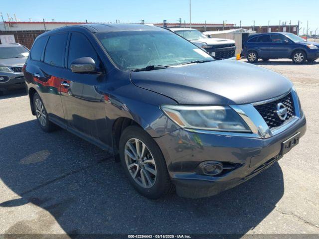  Salvage Nissan Pathfinder
