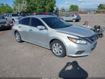  Salvage Nissan Altima