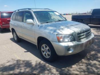  Salvage Toyota Highlander