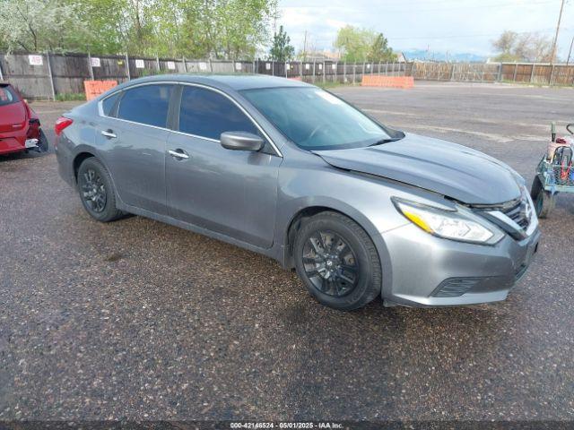  Salvage Nissan Altima