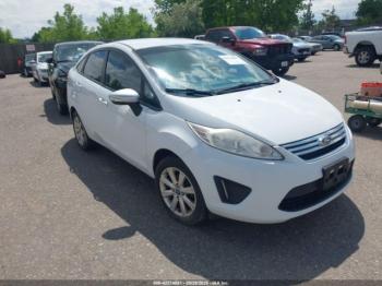  Salvage Ford Fiesta