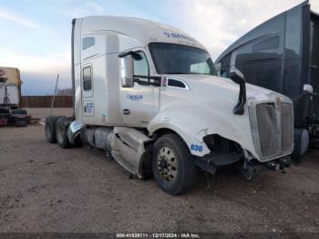  Salvage Kenworth Construction