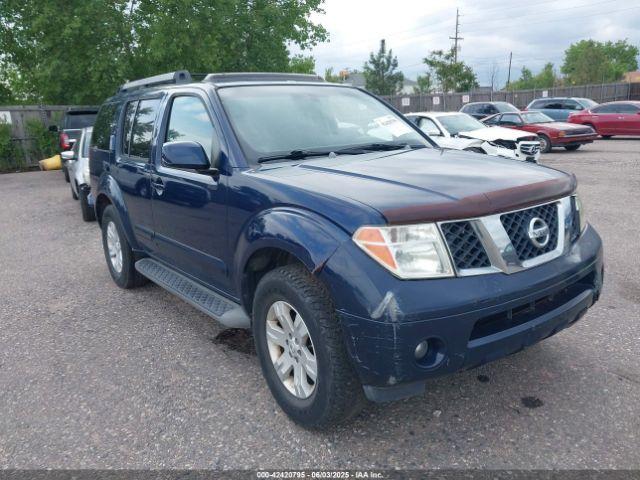  Salvage Nissan Pathfinder