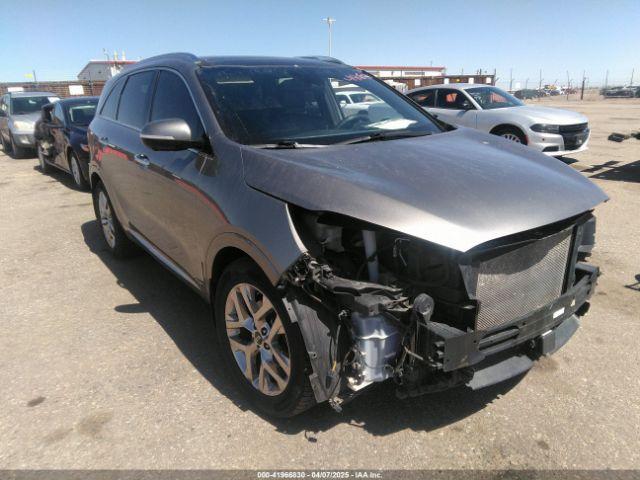  Salvage Kia Sorento