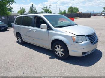  Salvage Chrysler Town & Country