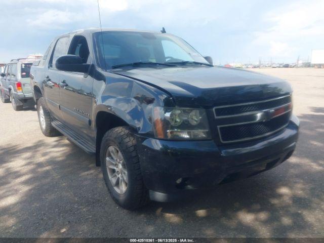  Salvage Chevrolet Avalanche 1500