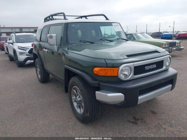  Salvage Toyota FJ Cruiser