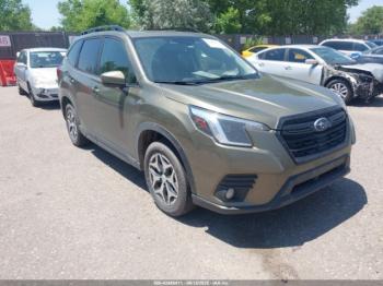  Salvage Subaru Forester