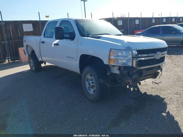  Salvage Chevrolet Silverado 2500