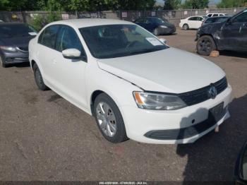 Salvage Volkswagen Jetta