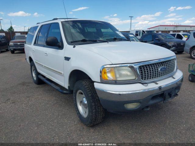  Salvage Ford Expedition