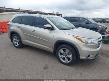 Salvage Toyota Highlander