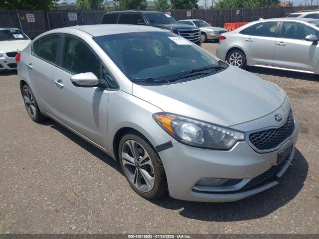  Salvage Kia Forte
