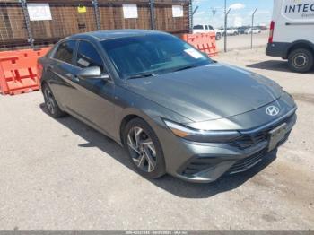  Salvage Hyundai ELANTRA