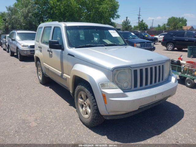  Salvage Jeep Liberty