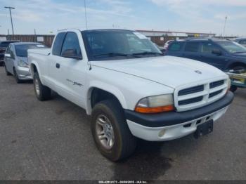  Salvage Dodge Dakota
