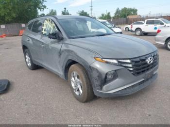  Salvage Hyundai TUCSON