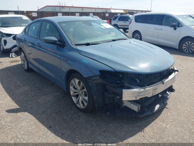  Salvage Chrysler 200