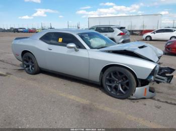  Salvage Dodge Challenger