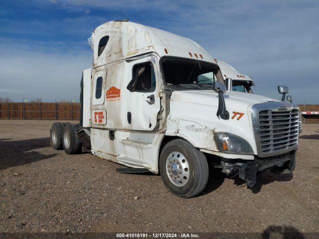 Salvage Freightliner Cascadia 125